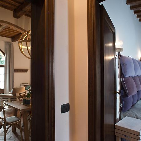 San Ruffino Apartments Lari Екстер'єр фото