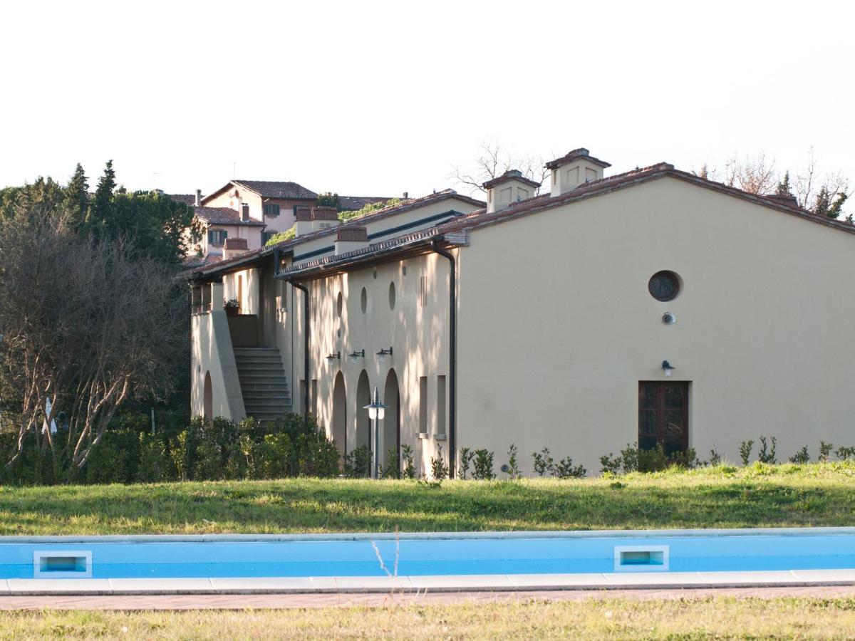 San Ruffino Apartments Lari Екстер'єр фото