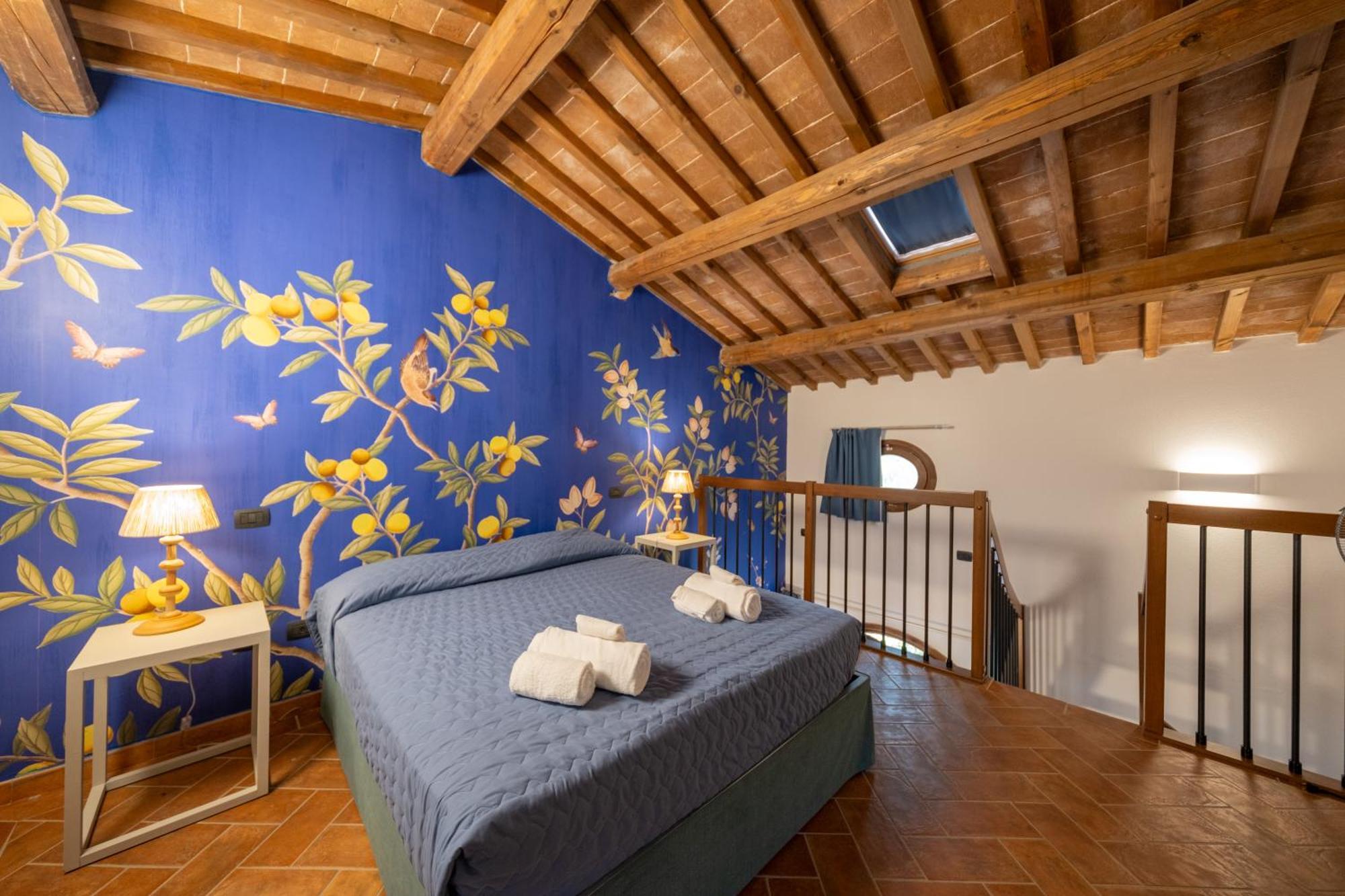San Ruffino Apartments Lari Екстер'єр фото