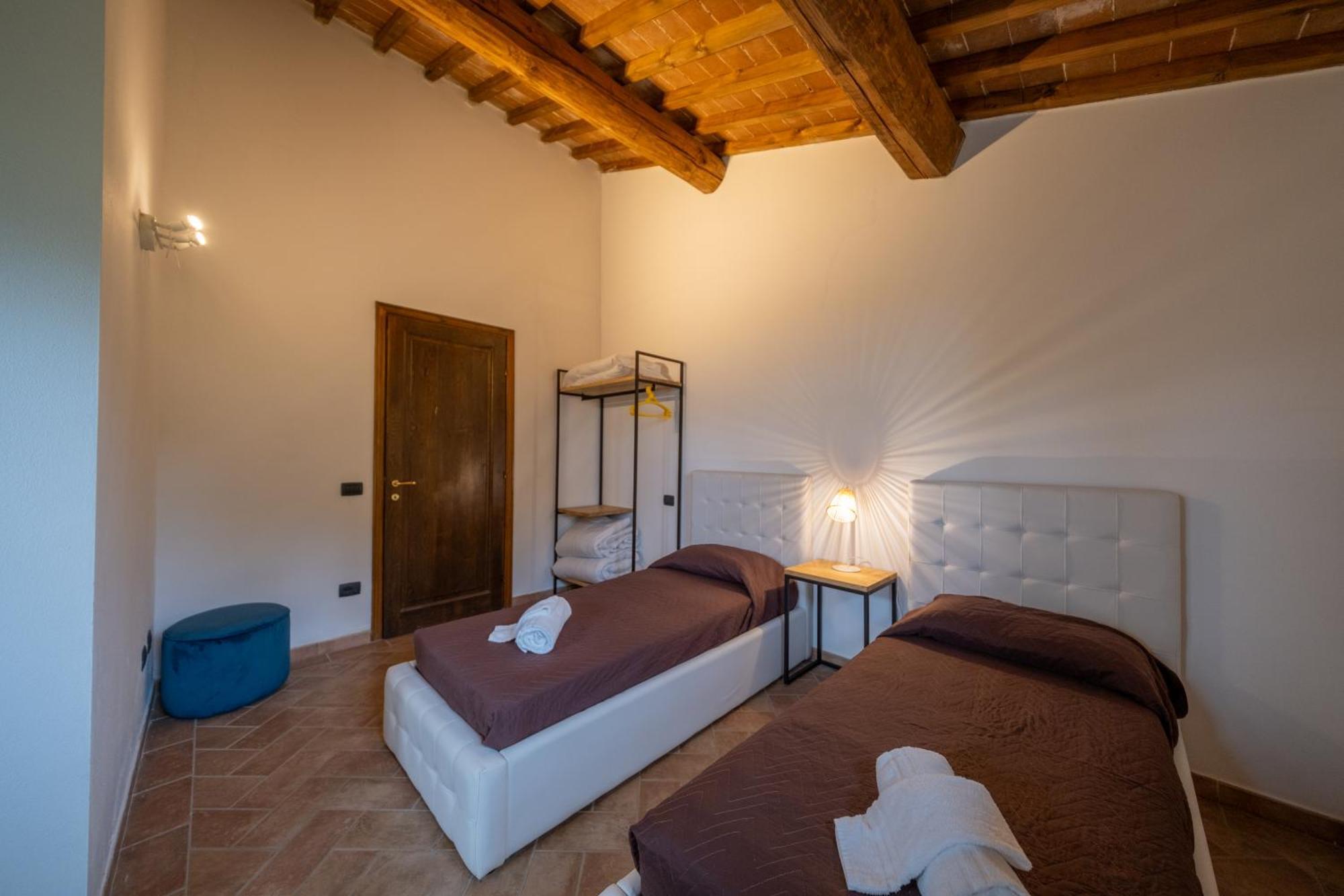San Ruffino Apartments Lari Екстер'єр фото