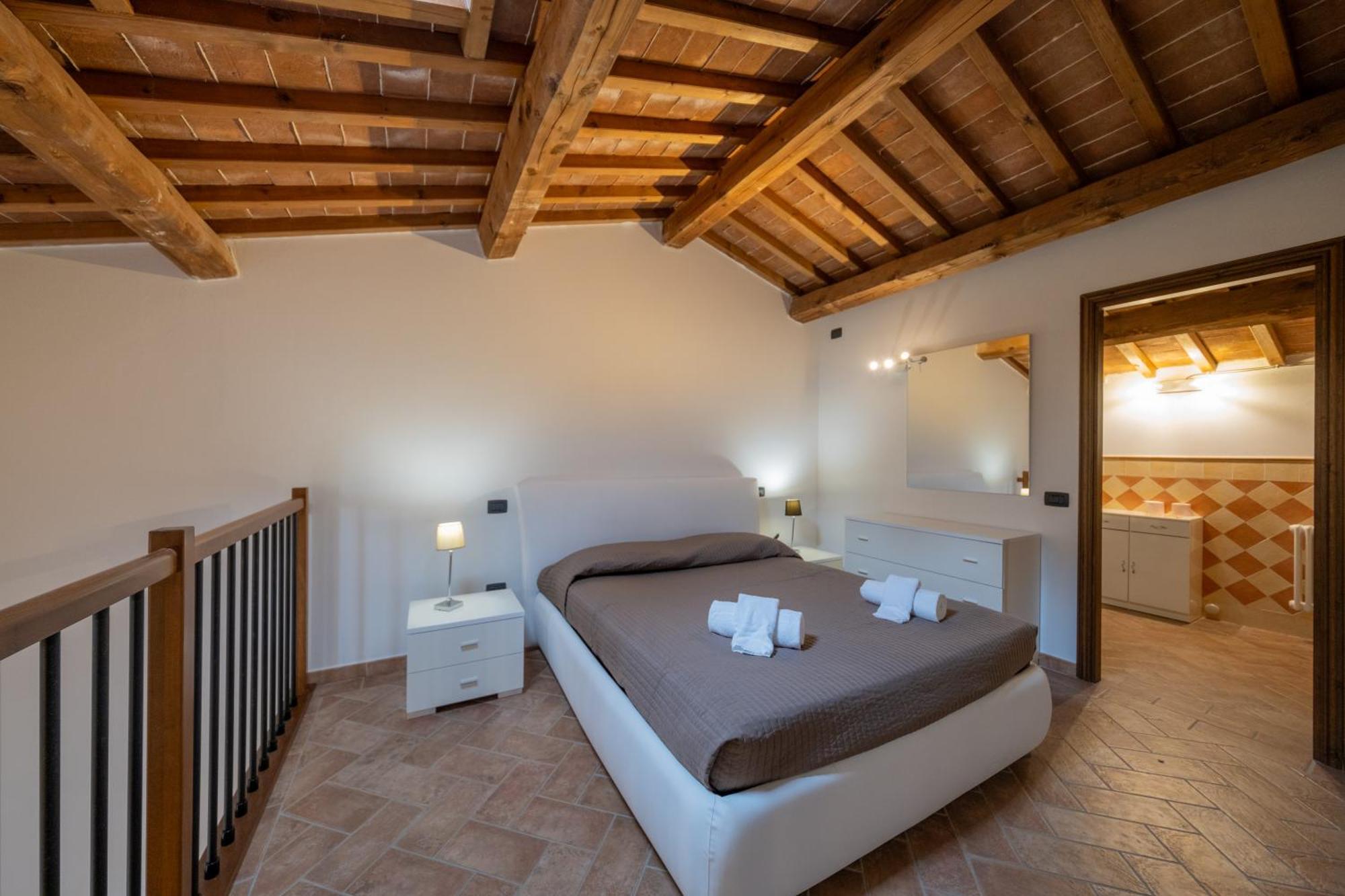 San Ruffino Apartments Lari Екстер'єр фото