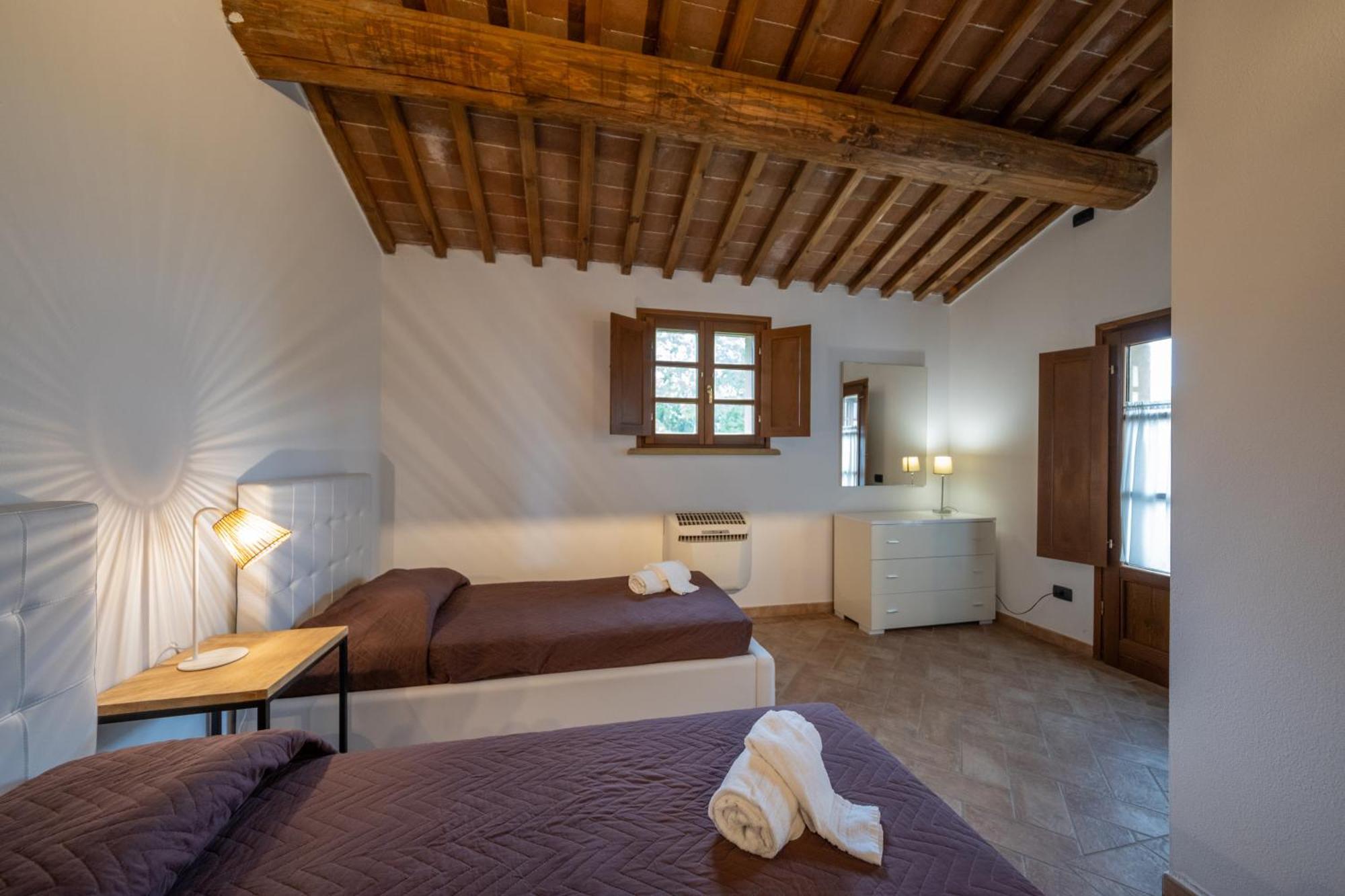 San Ruffino Apartments Lari Екстер'єр фото