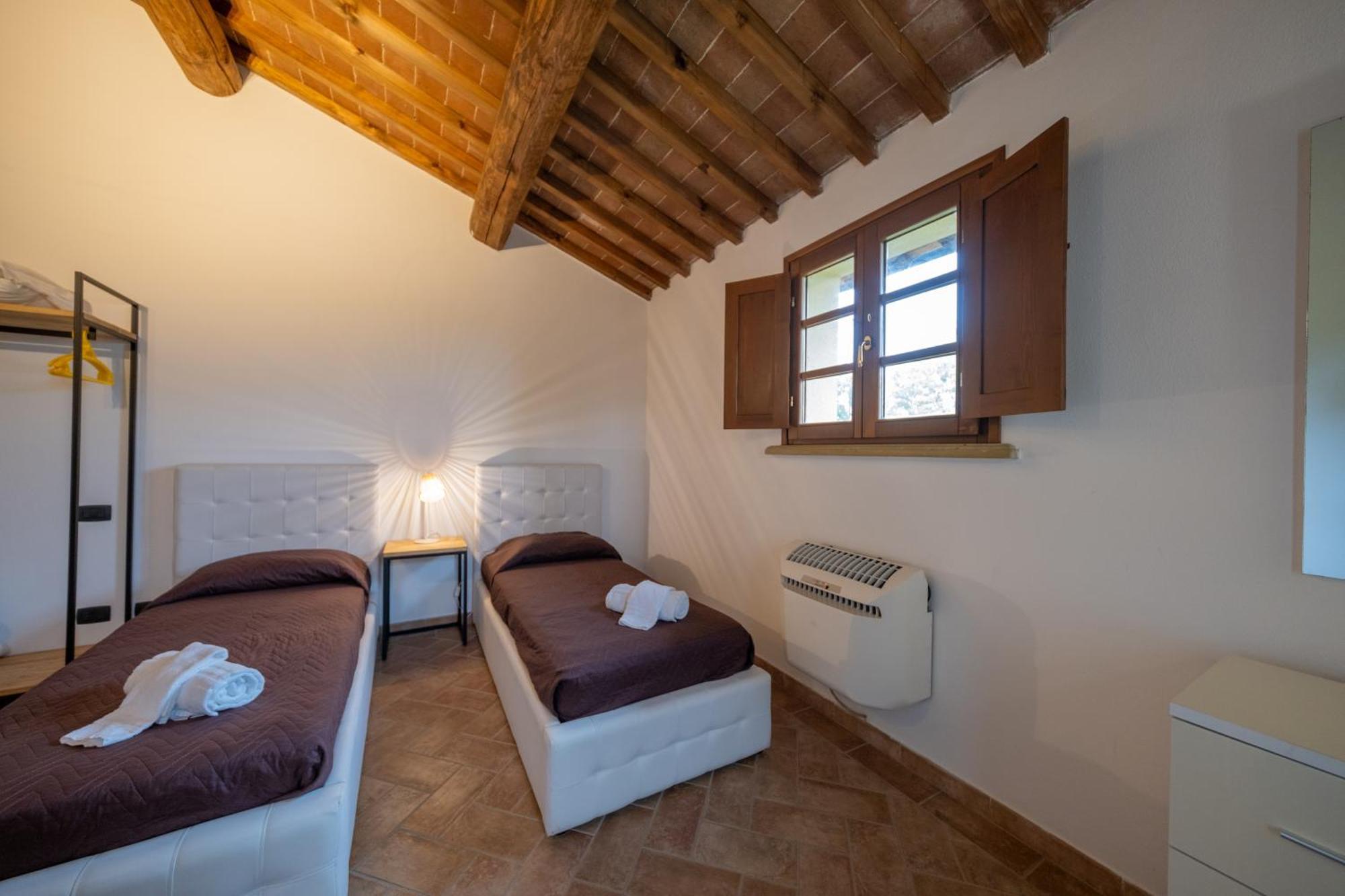 San Ruffino Apartments Lari Екстер'єр фото