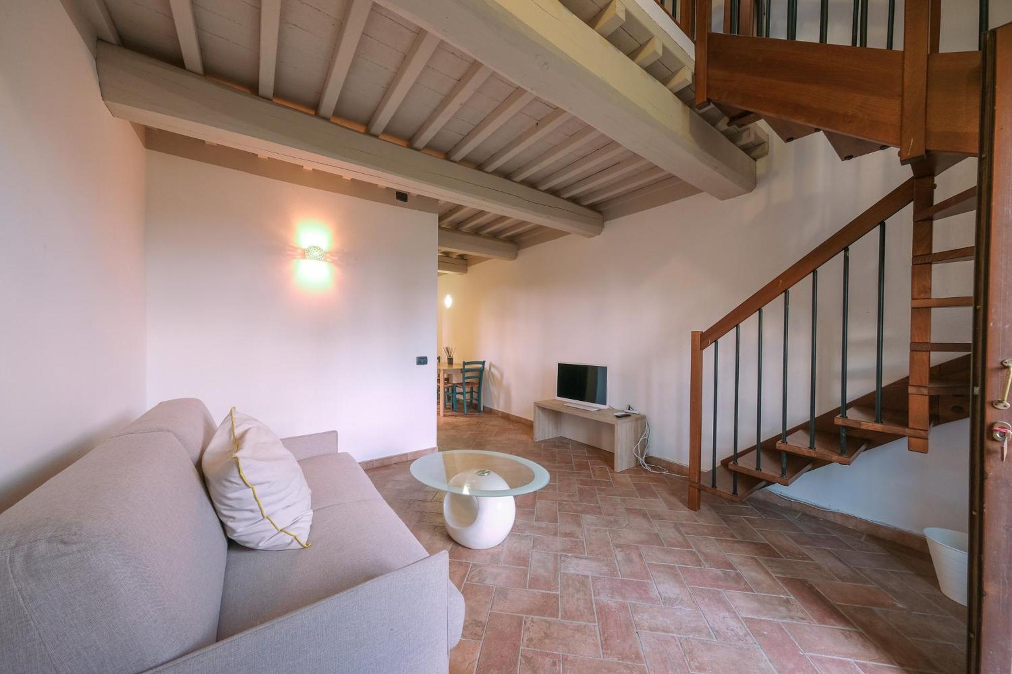San Ruffino Apartments Lari Екстер'єр фото