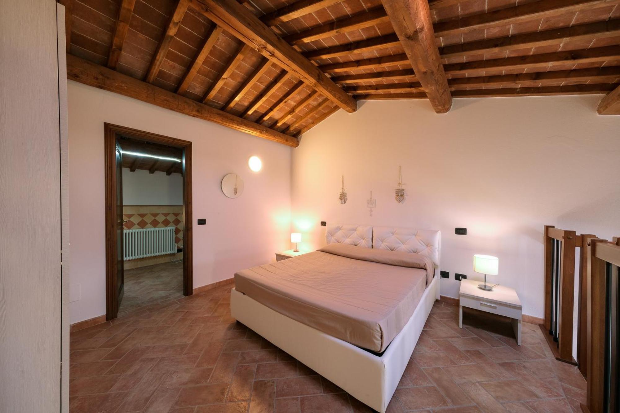 San Ruffino Apartments Lari Екстер'єр фото