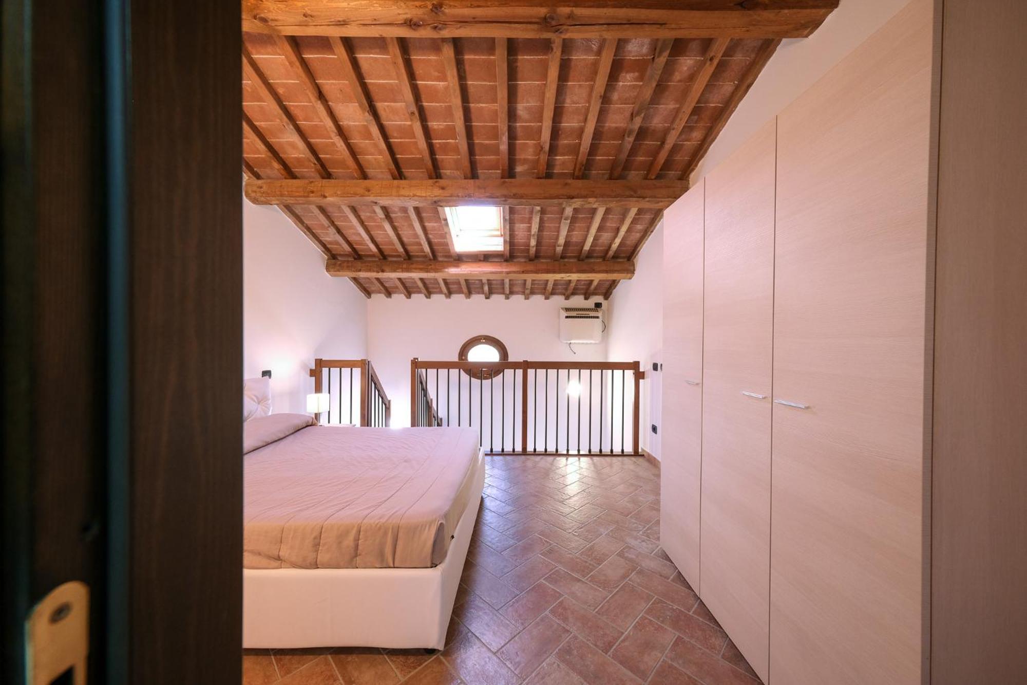San Ruffino Apartments Lari Екстер'єр фото