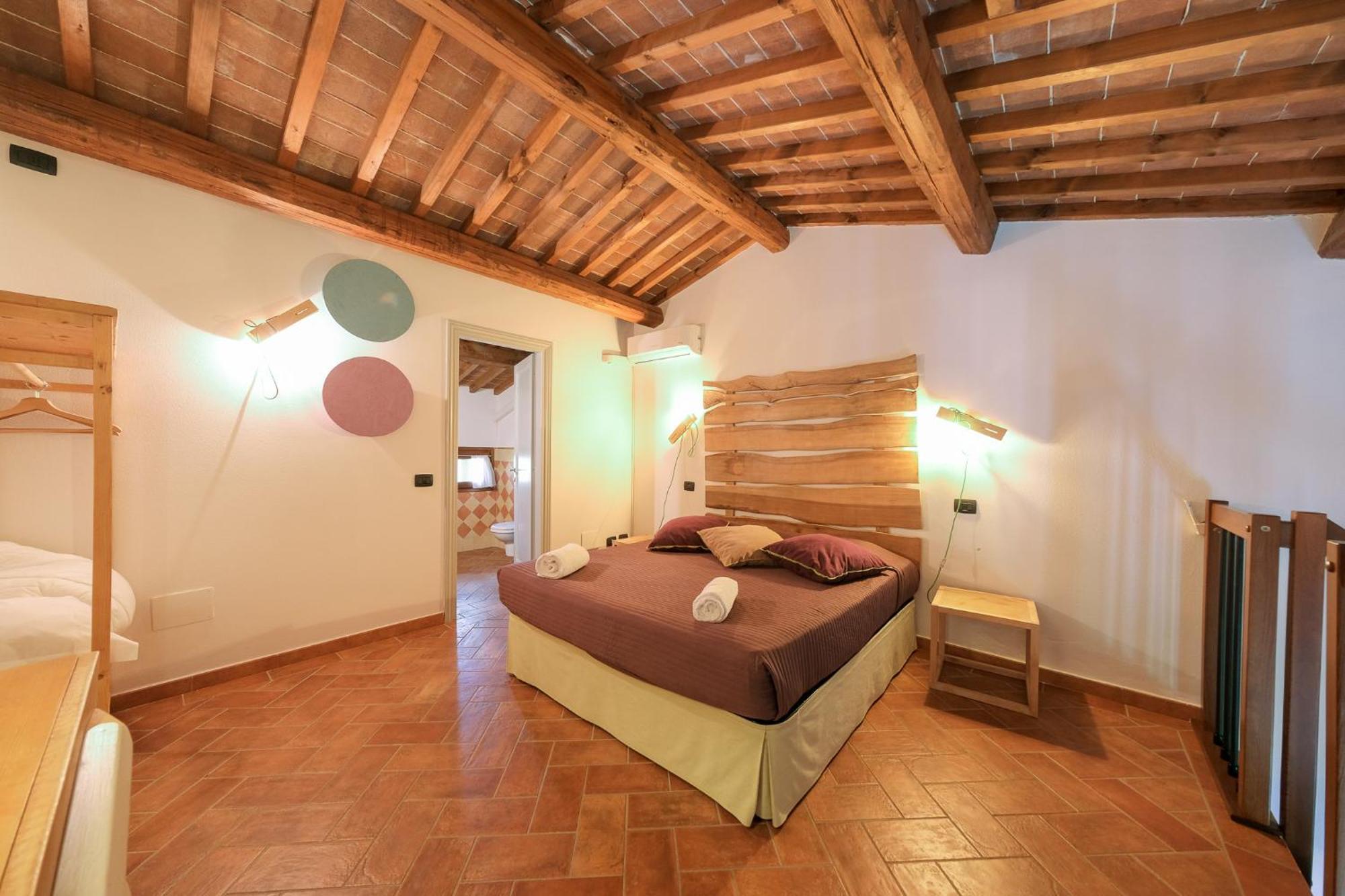 San Ruffino Apartments Lari Екстер'єр фото