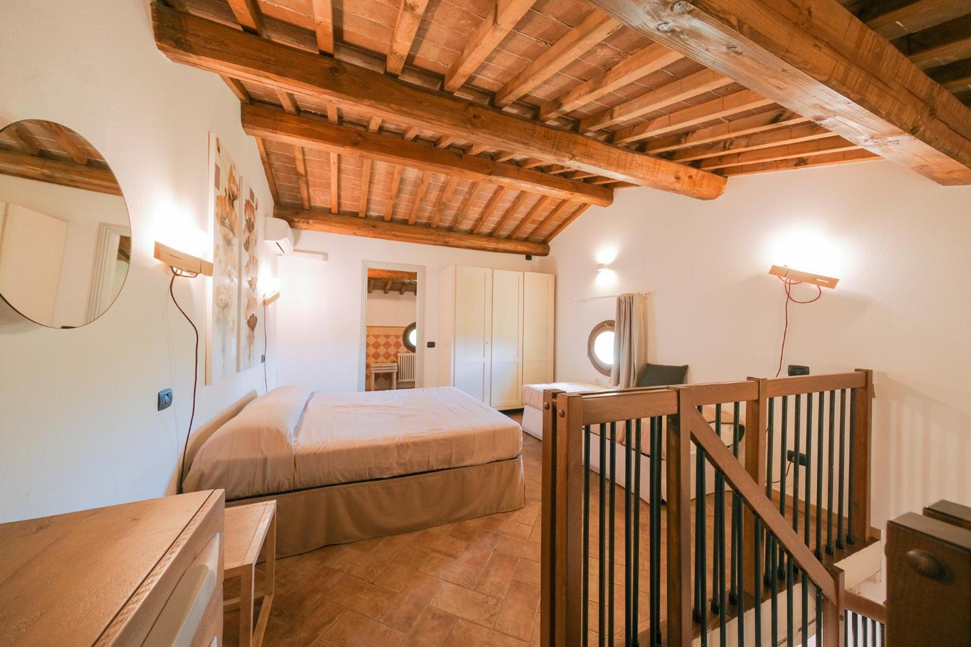 San Ruffino Apartments Lari Екстер'єр фото