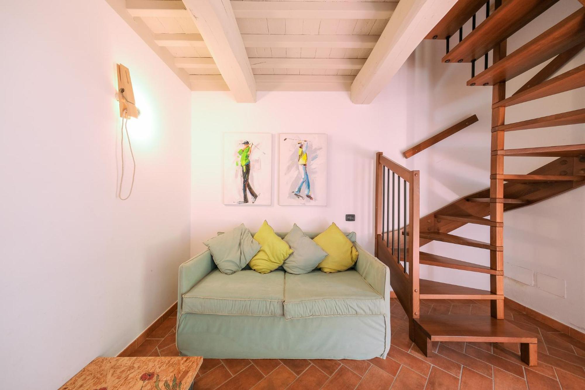 San Ruffino Apartments Lari Екстер'єр фото